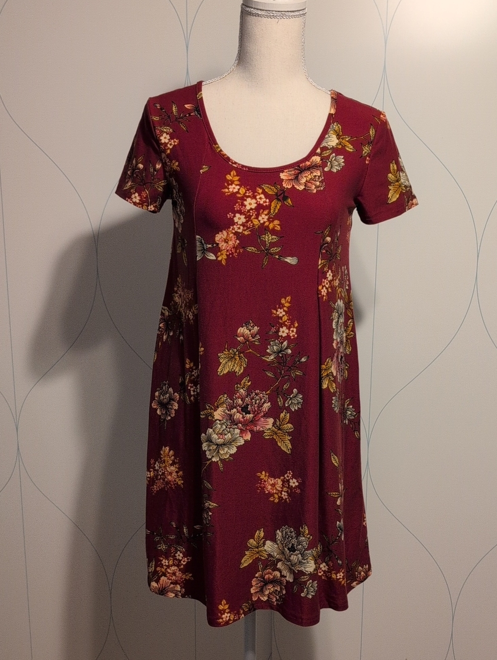 4/$20 Pink Rose Burgundy Floral Scoop-Neck Mini Dress